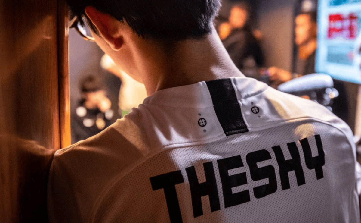 的表现非常 的表现非常