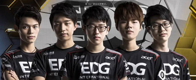 球并不容易 球并不容易