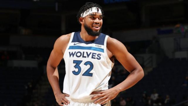 他在比赛中 他在比赛中