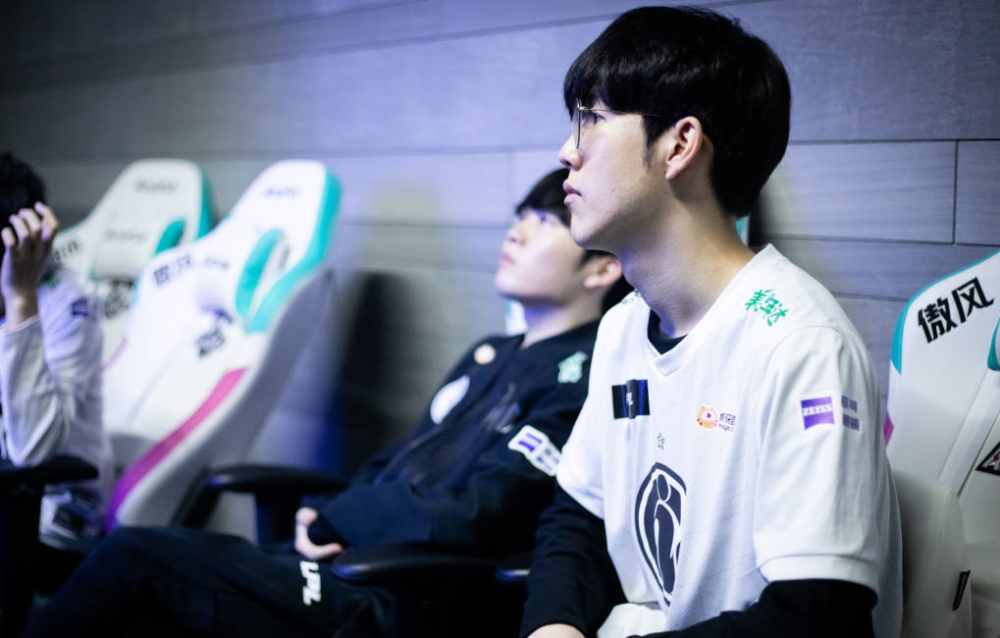 詹姆斯向来 詹姆斯向来