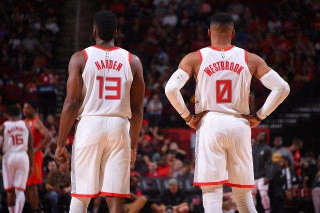 的举动频频 的举动频频