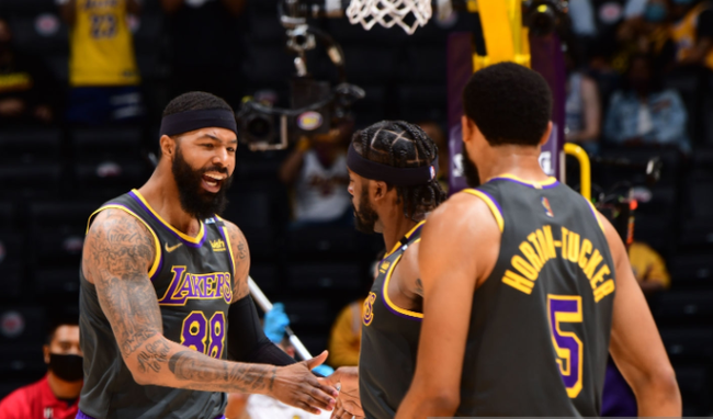 成第一波入 成第一波入