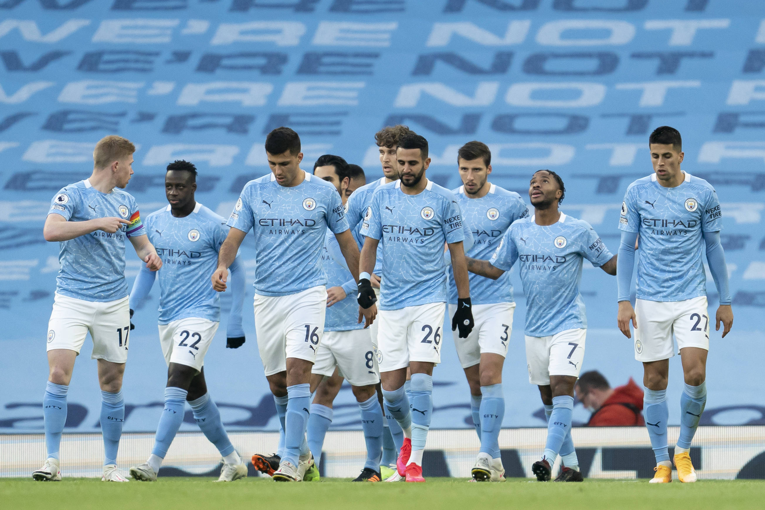 管理层更倾 管理层更倾